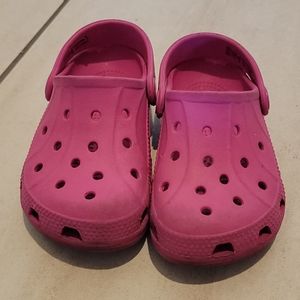 crocs
